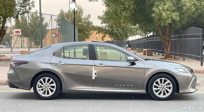 تويوتا كامري 2021 GLE فل سعودي 3