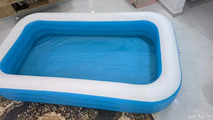 مسبح بست واي 1