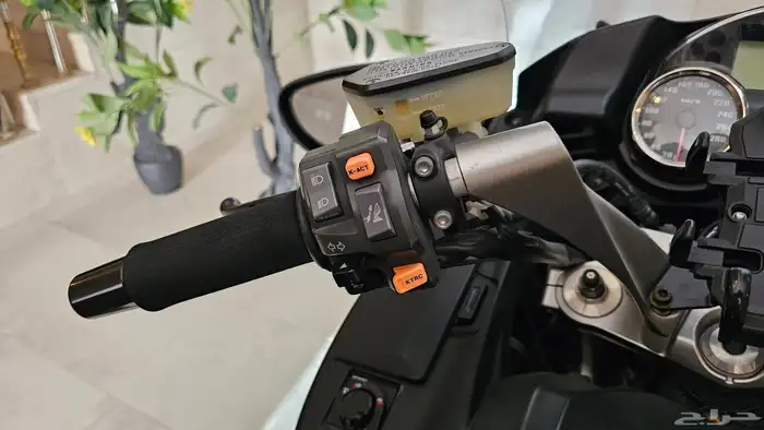 دباب كاوازاكي  كوزاكي  Kawasaki كونكورس GTR 1400 7