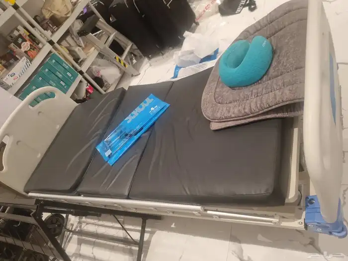 سرير طبي بمواصفات عالية 2