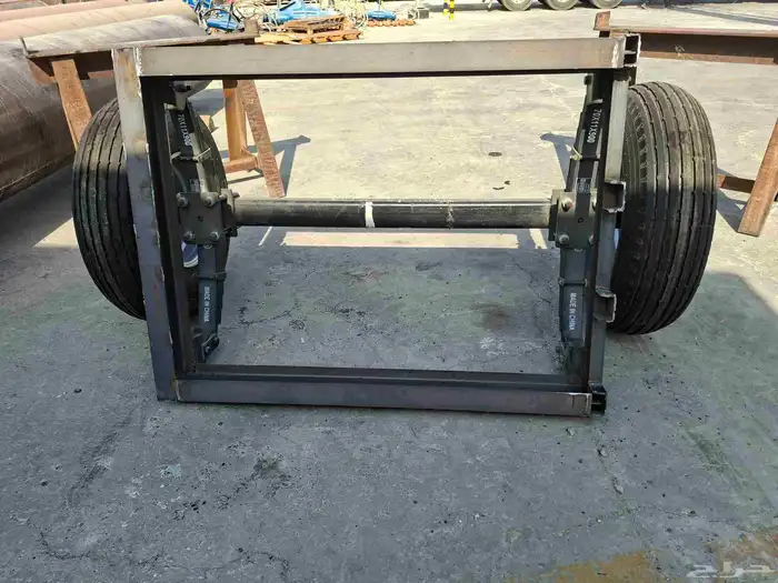 2 tires with axle accessories 0