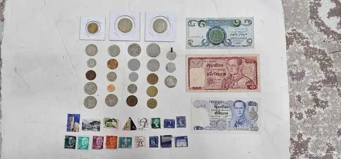 عملات كثيره 1