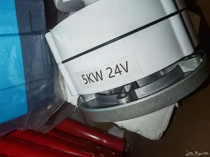 توربينات رياح صغيرة ت ستخدم لتوليد الكهرباء وبجهد عالي 7