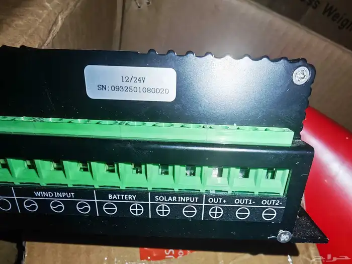 توربينات رياح صغيرة ت ستخدم لتوليد الكهرباء وبجهد عالي 6