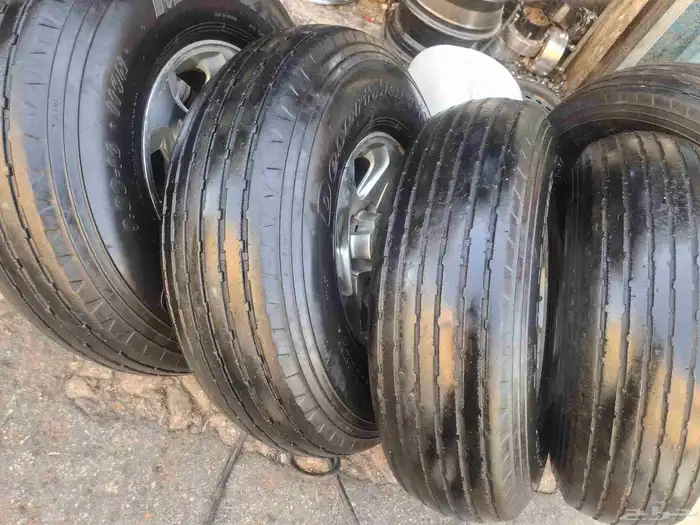 يتوفر طقم كفرات ماكسس 900 16 2