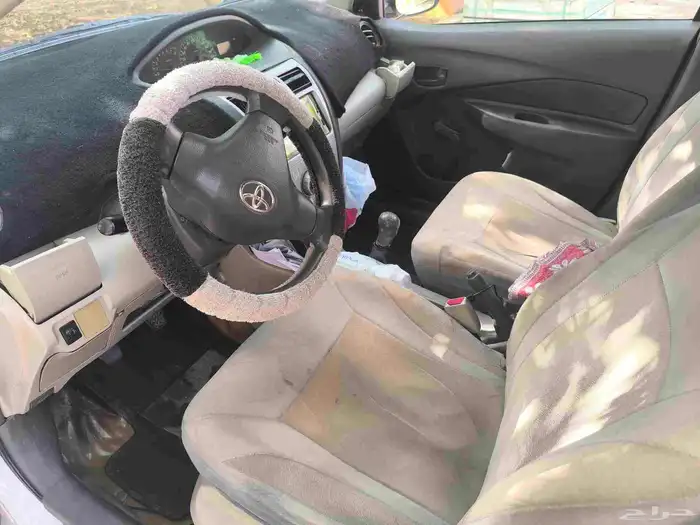 Yaris 2012 4