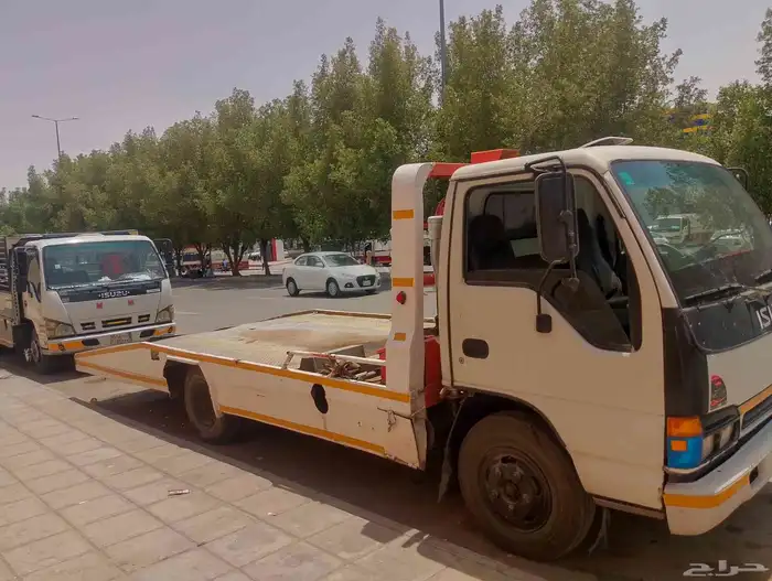 سطحه تحميل معدات وسيارات مشاوير داخل الرياض 1