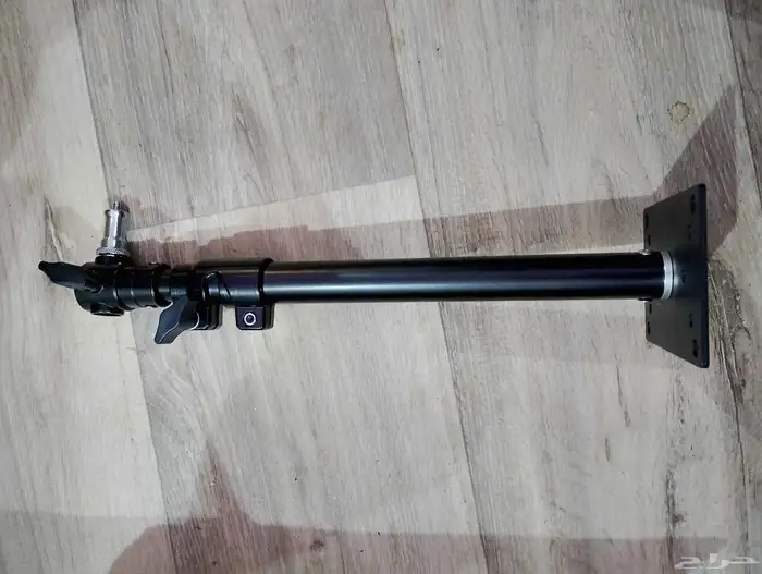 حامل إضاءة يثبت على الحائط للكاميرا 7