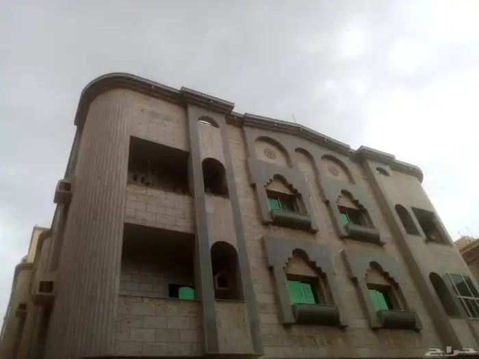 للبيع عماره بحى الوزيرية 0