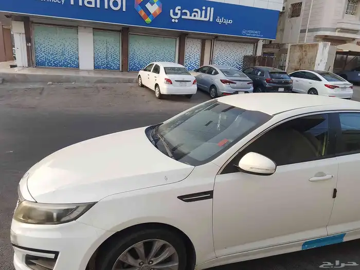كيا اوبتيما 2015. ممشى 241000. 0