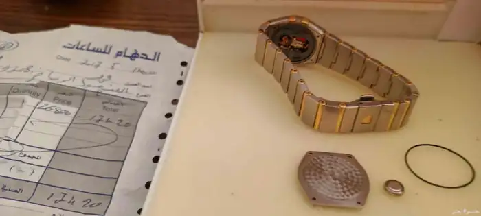 ساعه اصليه اوميقا داخلها ماء تصليحها الفين الشرا 26 الف 2