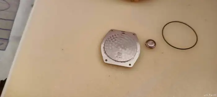 ساعه اصليه اوميقا داخلها ماء تصليحها الفين الشرا 26 الف 1