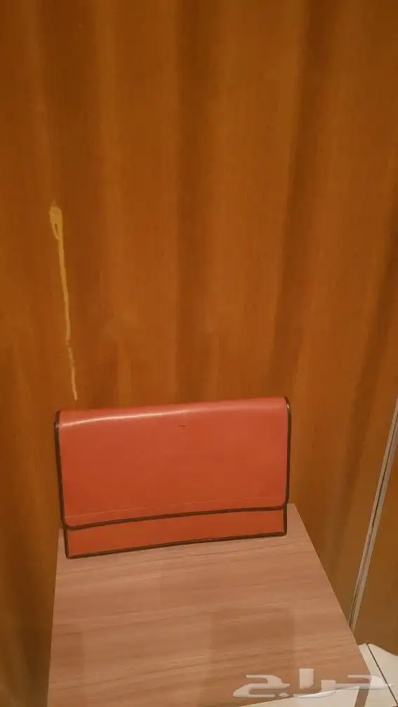 ساعات نسائيه ماركات و شنط سفر رجاليه ماركات 19