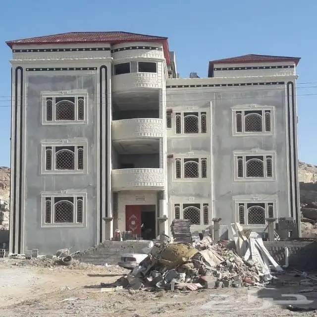 معلم لياسه ملونه وكسر رخام اسباني 1