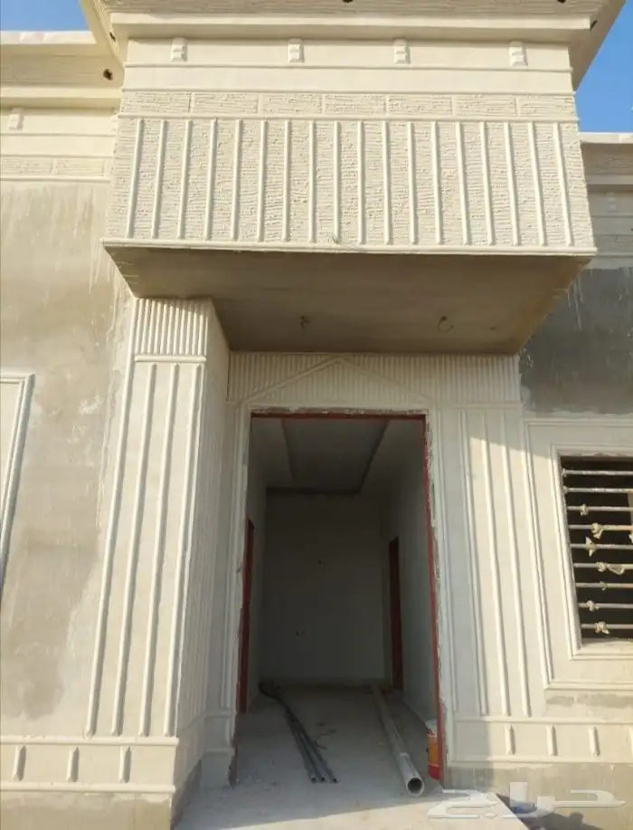 ديكورات خارجيه اسمنتيه تصميم الحجر الطبيعي لياسه ملونه 6