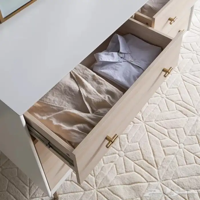 طاولة تزين فاخره جديد من هوم سنتر 3