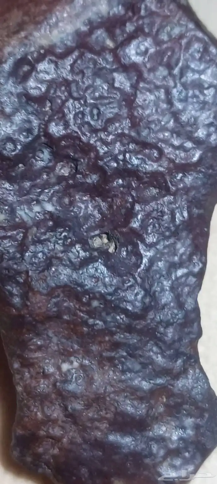 نيزك..Kamacite fragment from a meteorite 1