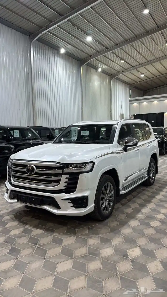 لاند كروزر - VX-R - خليجي - 2025 1