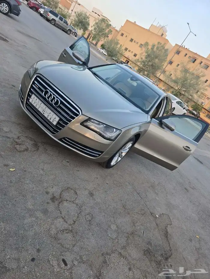 اودي A8L 9
