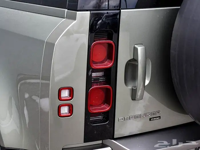 2022 Land Rover Defender 110 8