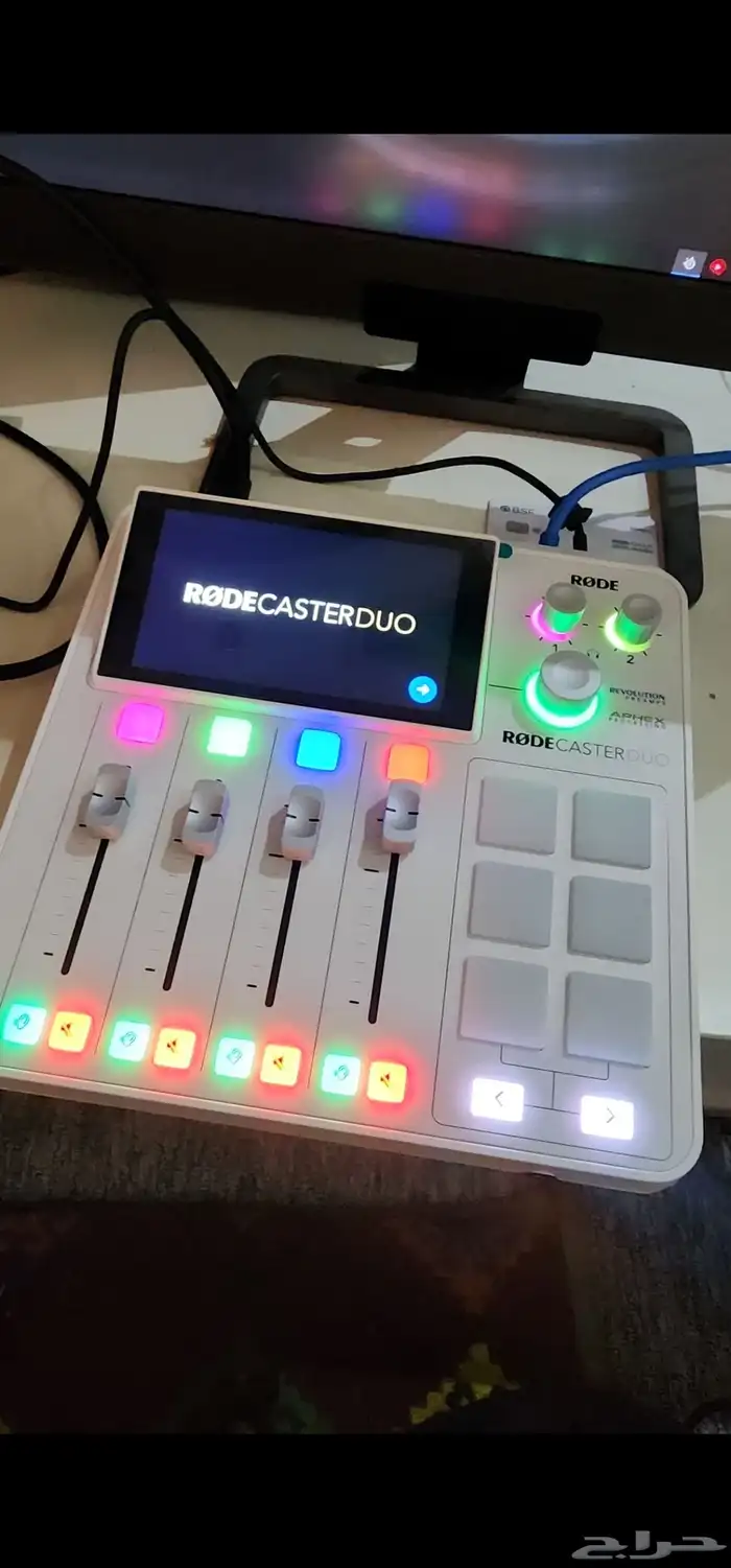 rodecaster duo جهاز 1
