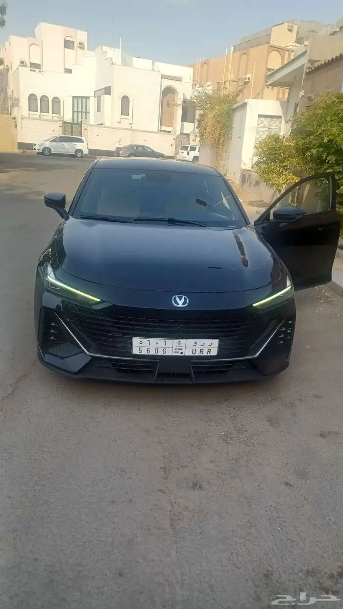سيارة يونى فى شنجان 2