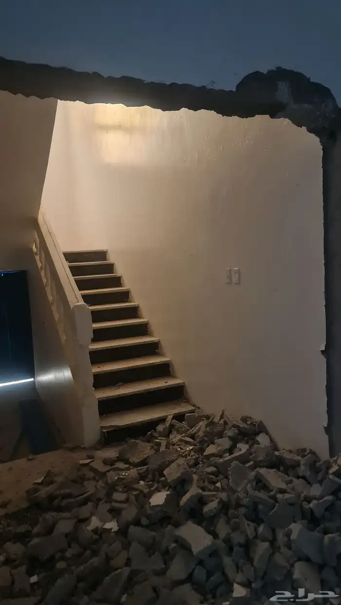 تشطيب وترميم ديكورات جدران واسقف 8