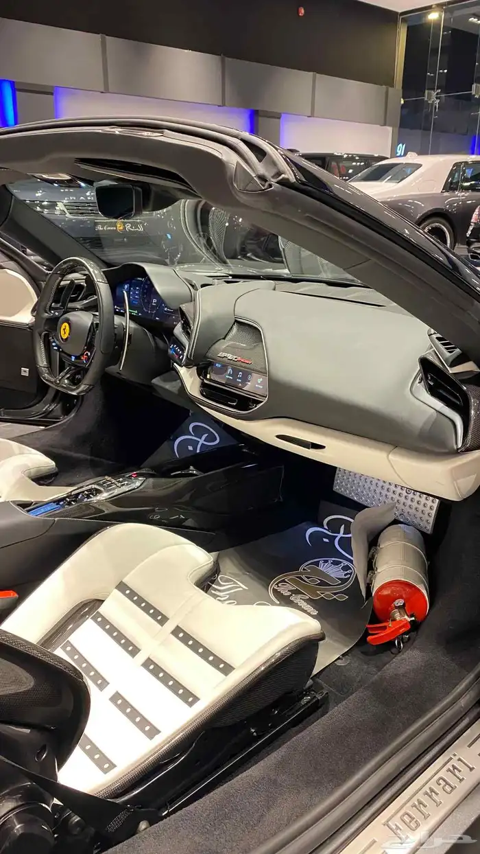Ferrari SF90 Spider 2023 8