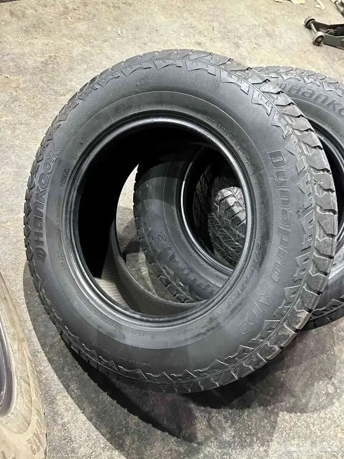 كفرات نص حجري هنكوك مقاس 275 65 18 5