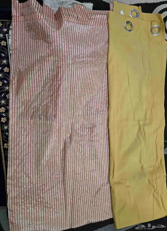 ستأئر إيكيا خمس قطع لون أصفر و ثلاث قطع مخطط ذهبي 1