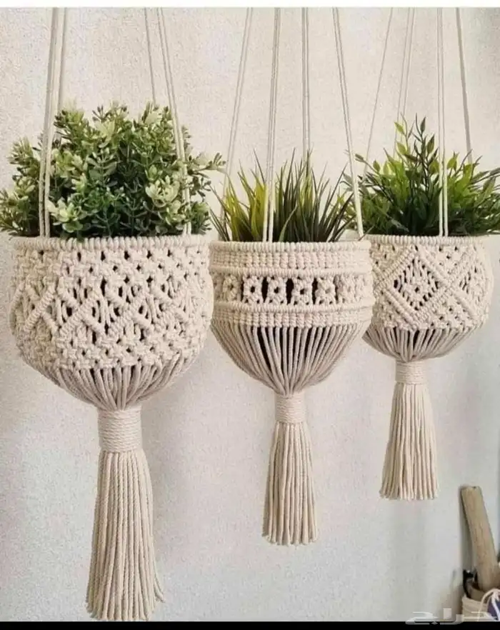 للبيع مشغولات يدويه مكرميه 12
