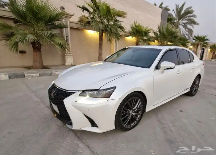 لكزس 350 GS 13