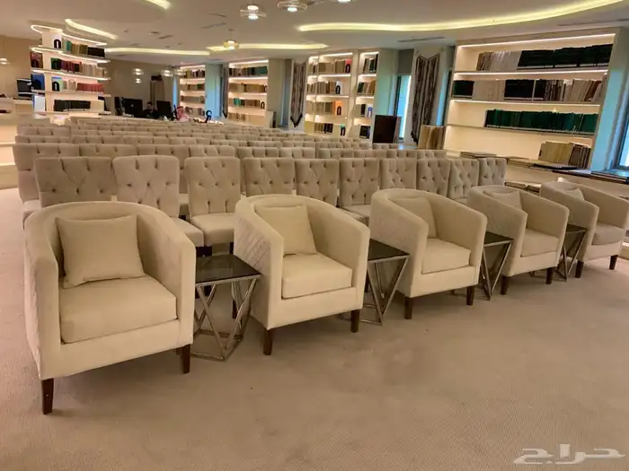 محل تاجير كنب وقهوجيين وصبابين ويوجد طاولات طعام وكراسي ويوج 2