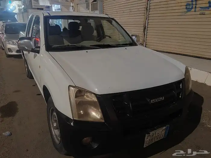 ايسوزو ديماكس 2008 2