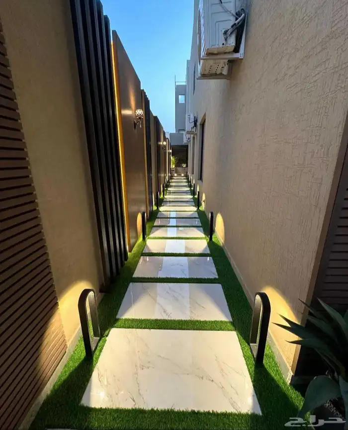 عشب تكسيات خشب 0