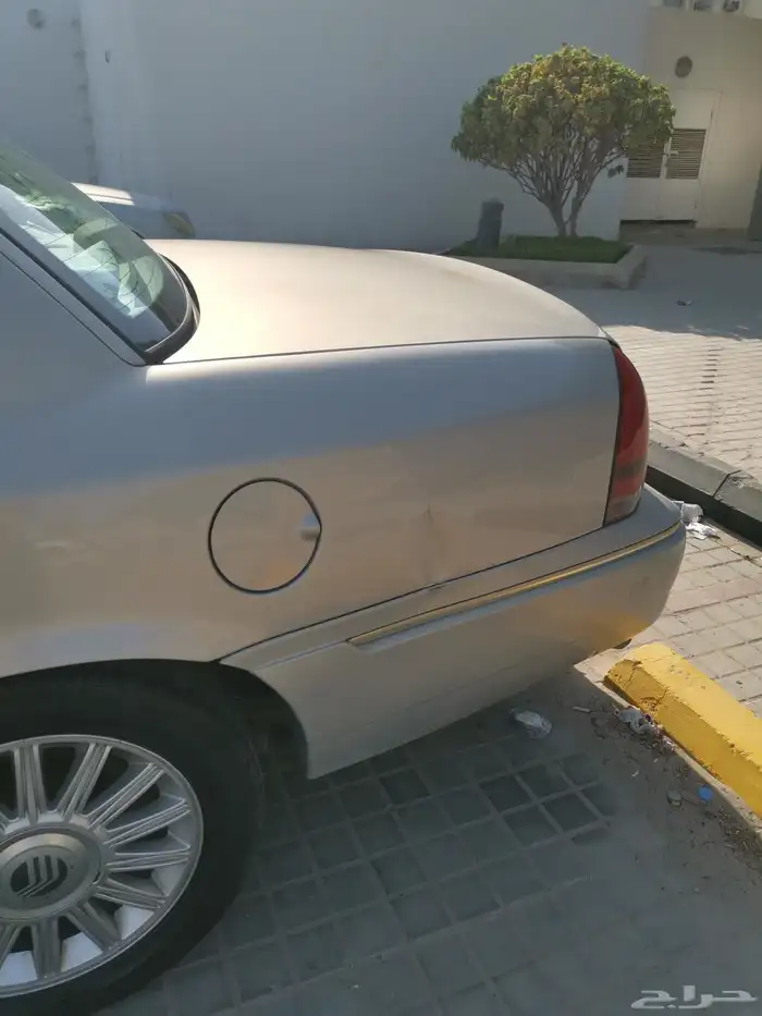 فورد جراند ماركيز 9