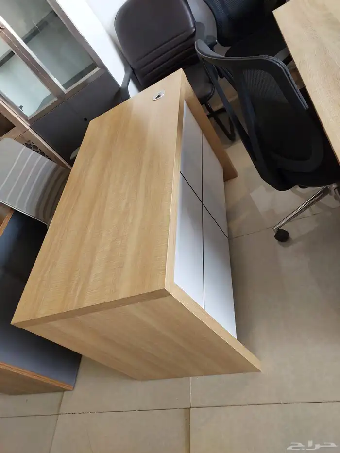 modern manager desk set and staff desks 36
