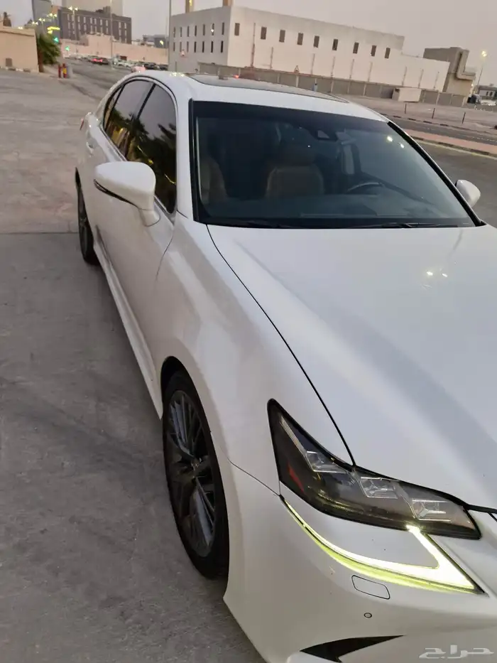 لكزس 350 GS 4