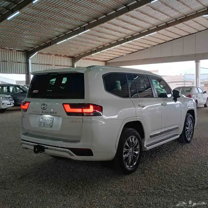 تويوتا GXR 2024 بنزين L3 عبداللطيف جميل 6