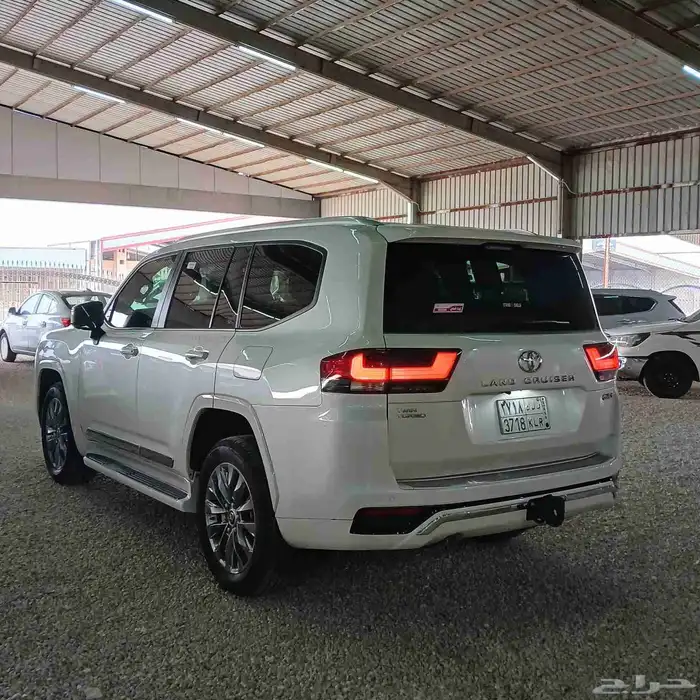 تويوتا GXR 2024 بنزين L3 عبداللطيف جميل 5