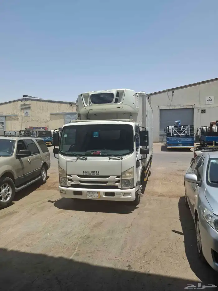 ايسوزو دينا 2015 1