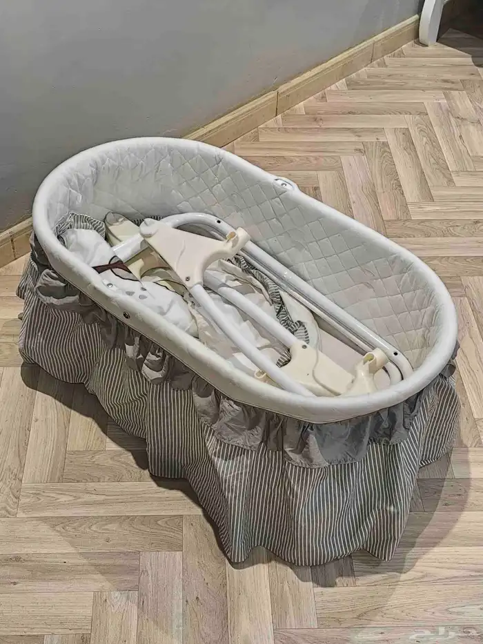 سرير اطفال مواليد 1