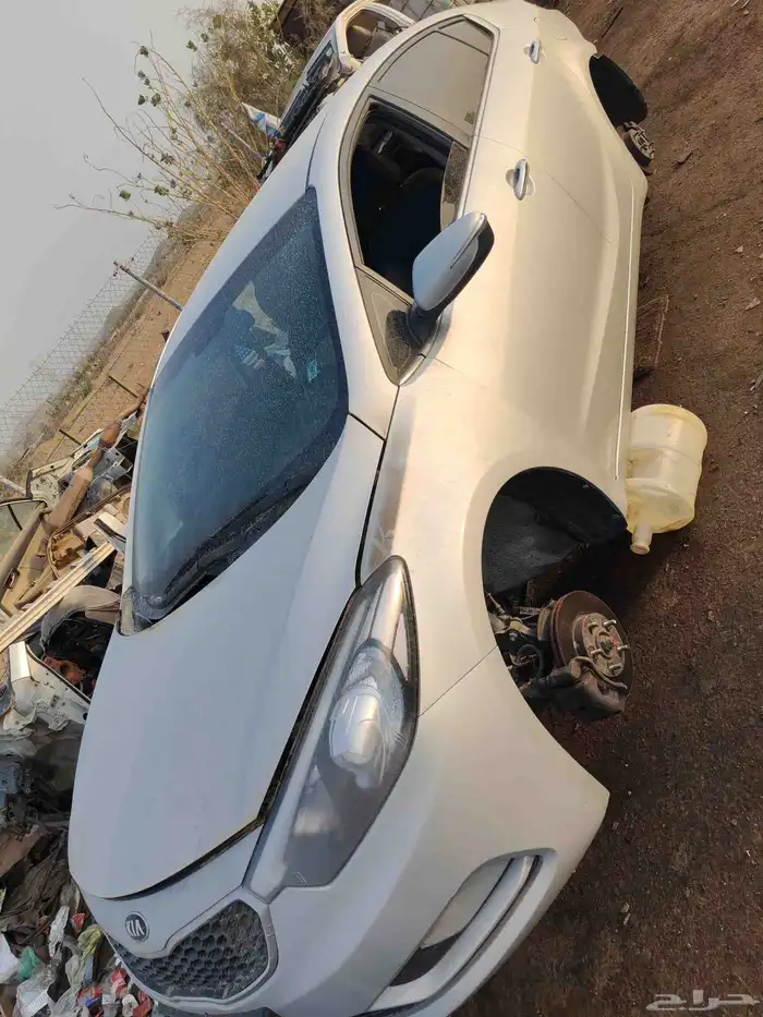 كيا سيراتو 2016 1