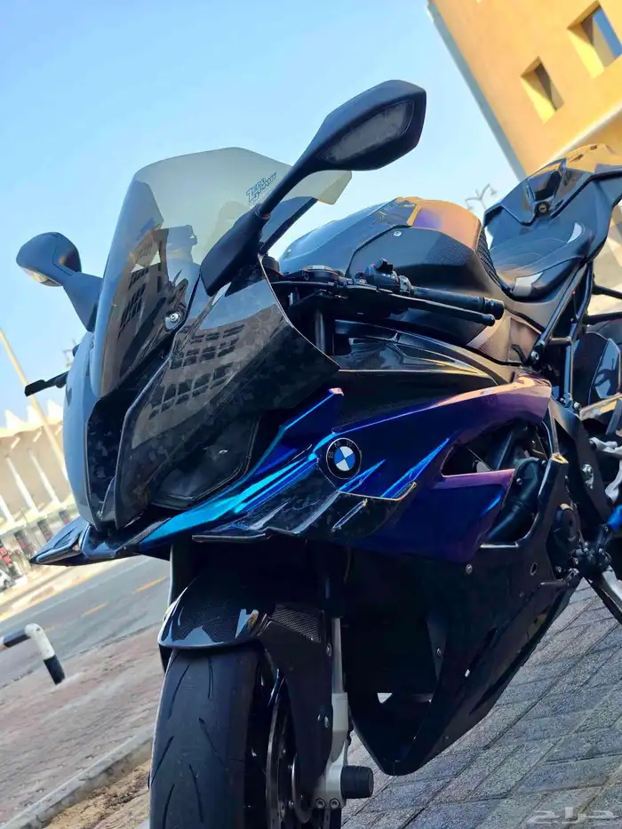 دباب BMW S1000RR موديل 2023 2