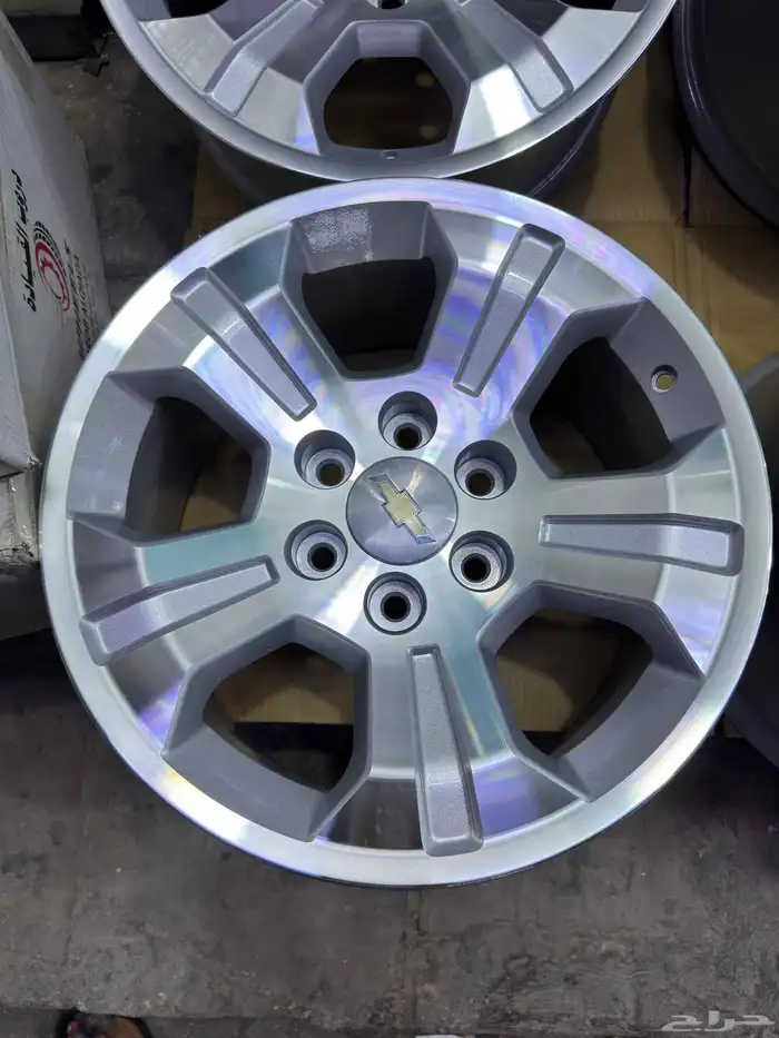 جنوط سلفرادو مقاس 18 0