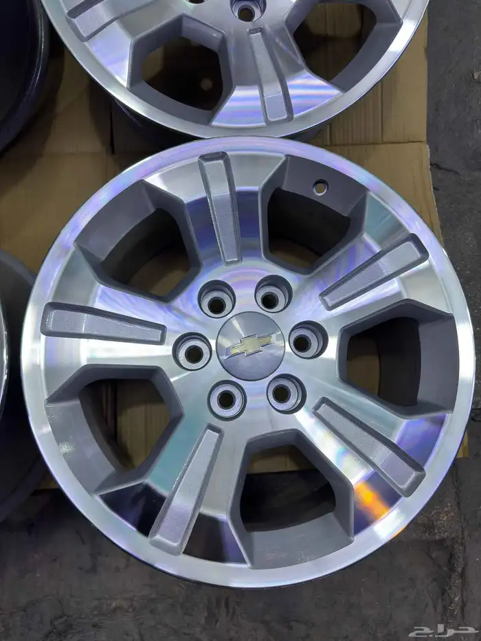 جنوط سلفرادو مقاس 18 5