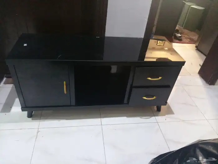 طاولة تلفزيون 3