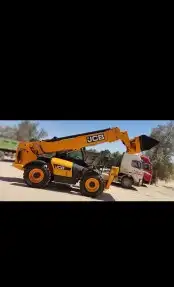 رافعات لايجار اليومي والشهري جي سي بي 1
