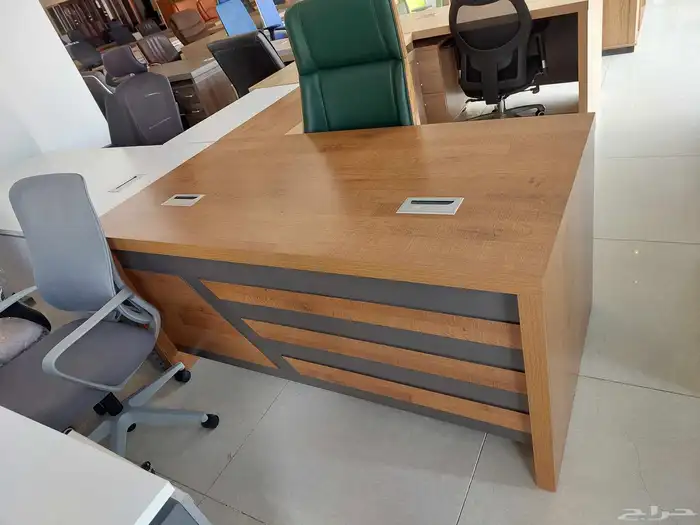modern manager desk set and staff desks 3