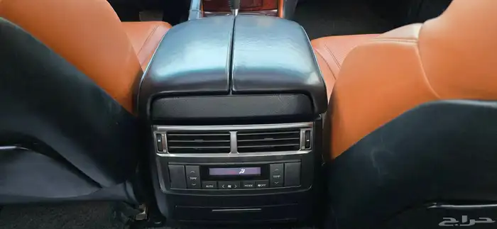 لكزس LX 570 2011 24